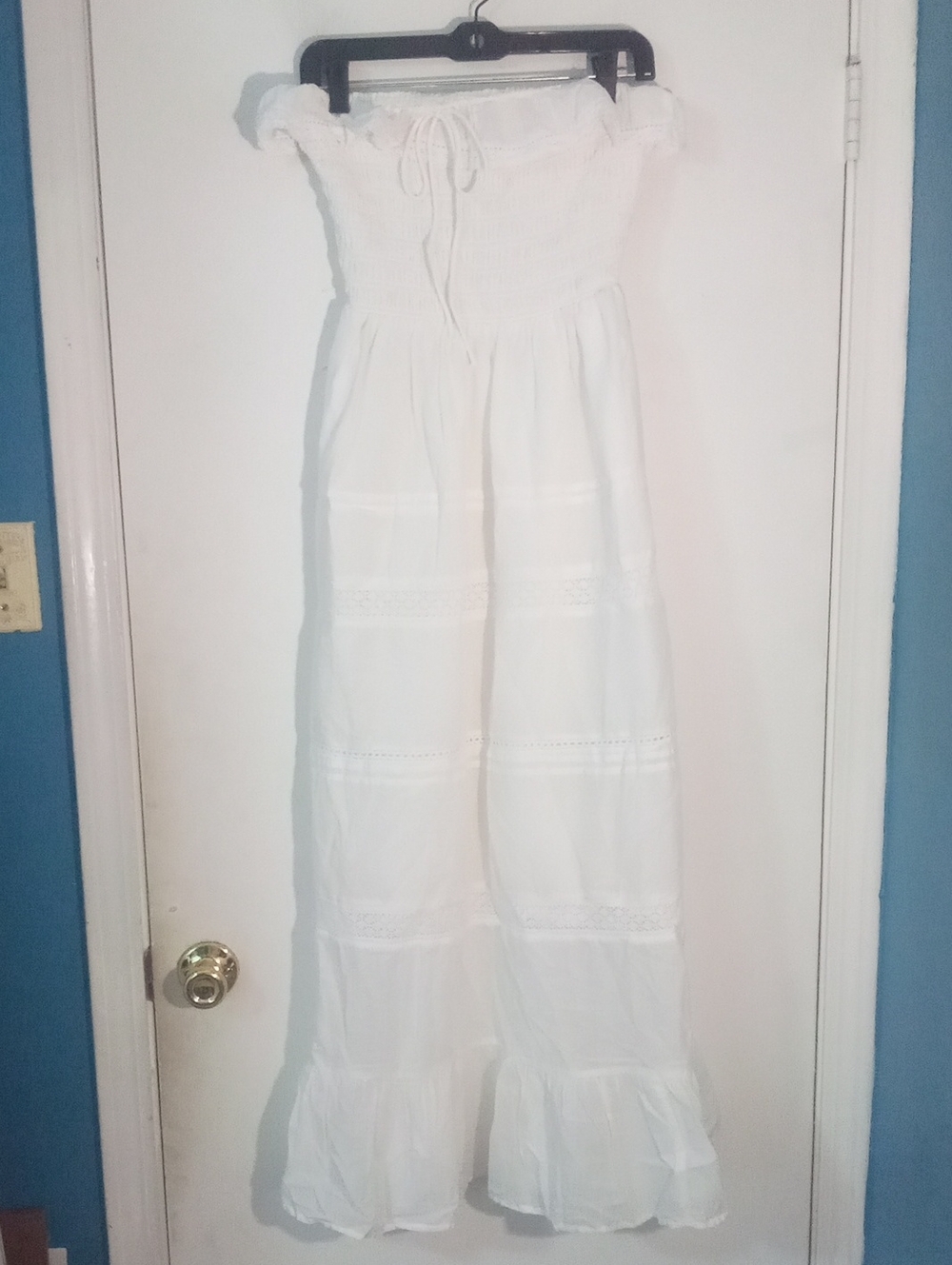 * Universal Thread White Strapless Smocked Dress Small NWT $40 Maxi